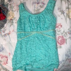 turquoise green tank too